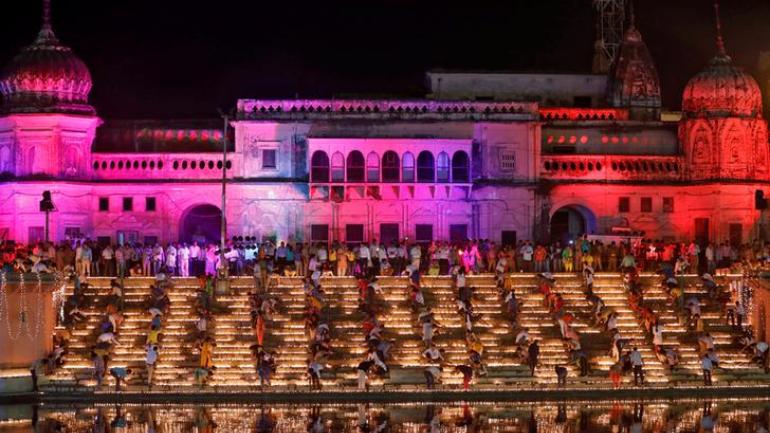 Diwali celebrations in Ayodhya 2018